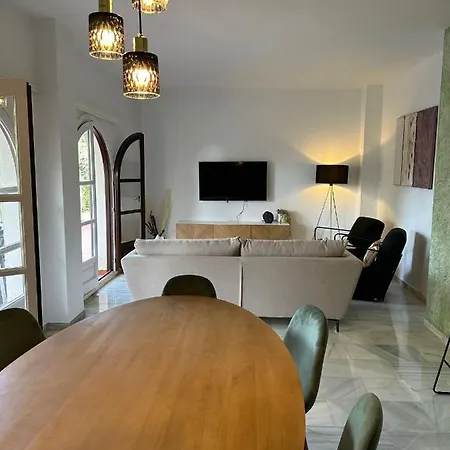 Apartamento - Puerto Banus Playa - Andalucia Del Mar Apartment Marbella