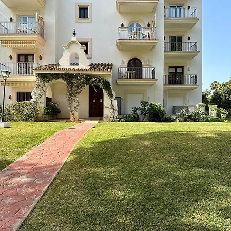 Apartamento - Puerto Banus Playa - Andalucia Del Mar Apartment