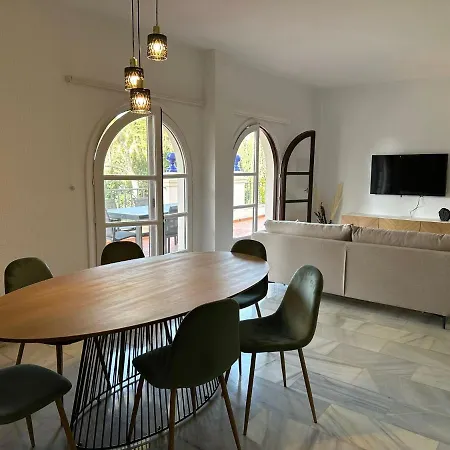 Apartamento - Puerto Banus Playa - Andalucia Del Mar Apartment