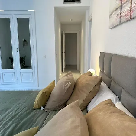 Apartamento - Puerto Banus Playa - Andalucia Del Mar Apartment