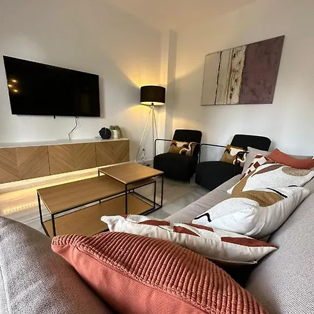 Apartamento - Puerto Banus Playa - Andalucia Del Mar * Marbella